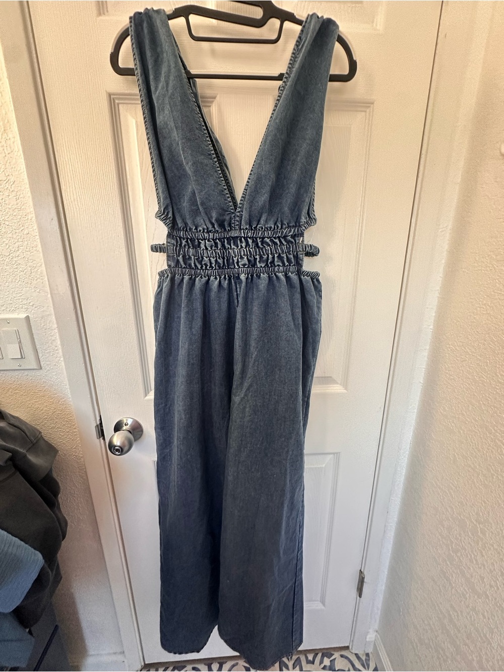 Indulge Instyle Denim Jumper Overalls- Large- NWOT